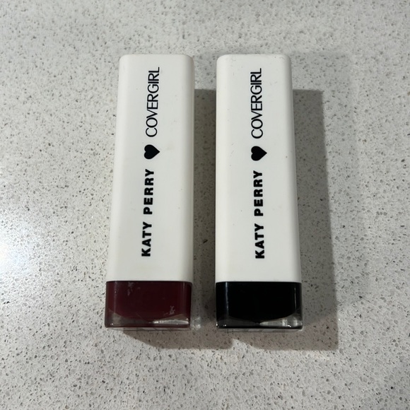 ✨COVERGIRL & KATY PERRY COLLABORATION✨ Katy Kat Matte Lipsticks - Set of 2 - Picture 2 of 4